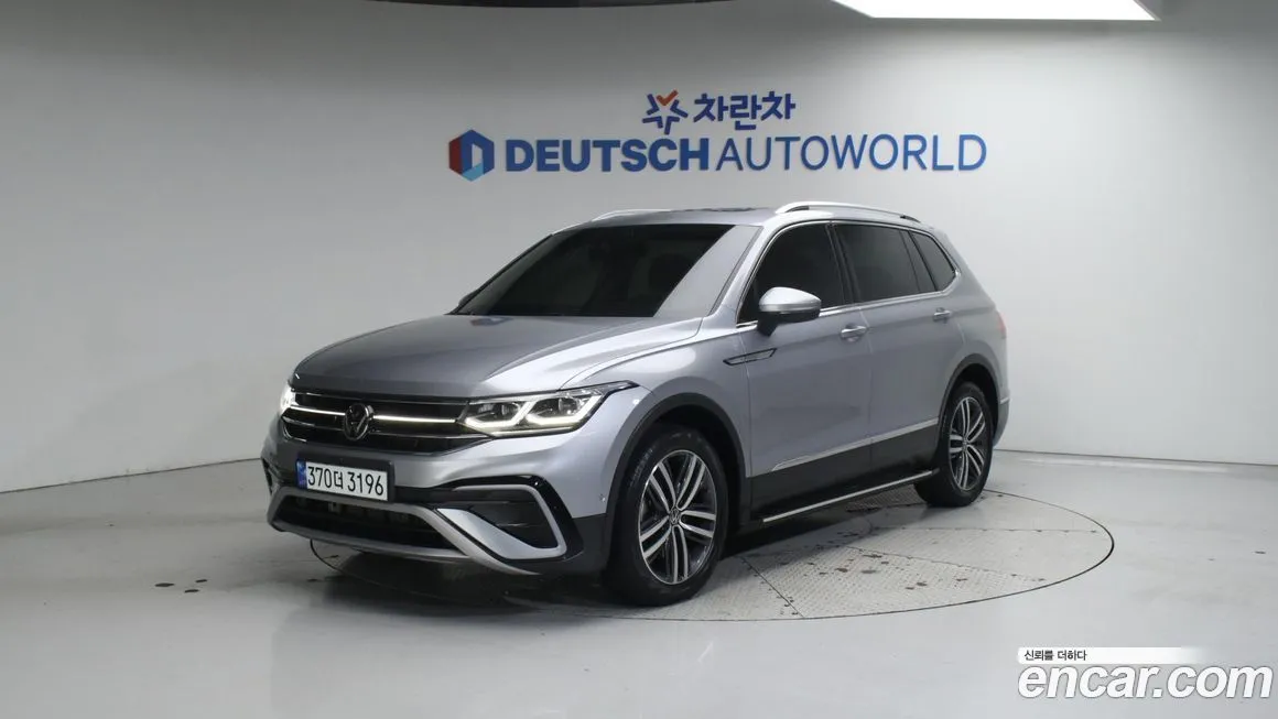 Volkswagen Tiguan — фото 1