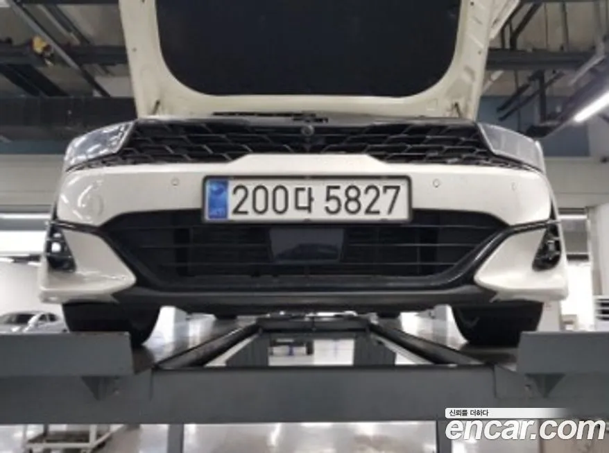 Kia K5 2023 из KR, фото 1