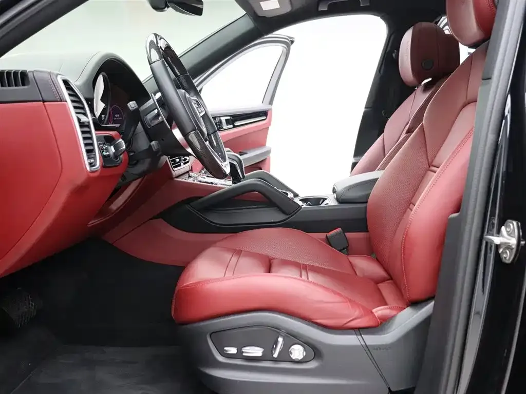 Porsche Cayenne 2021 из CN, фото 3
