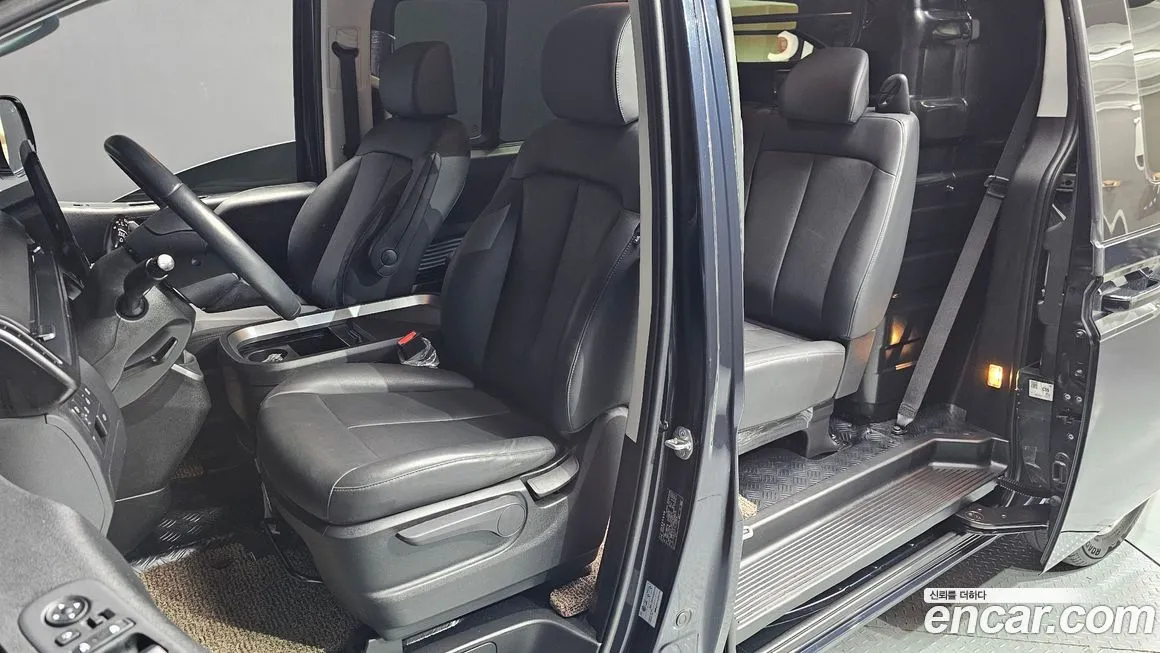 Hyundai Staria 2025 из KR, фото 10