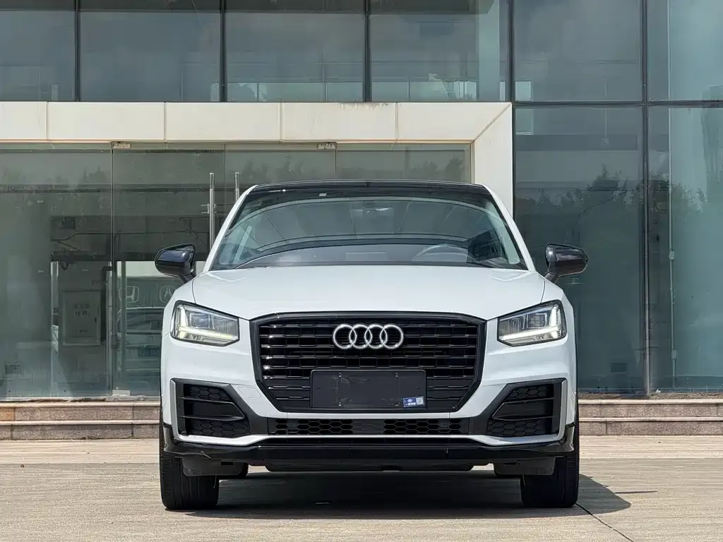 Audi Q2L 2021 из CN, фото 2