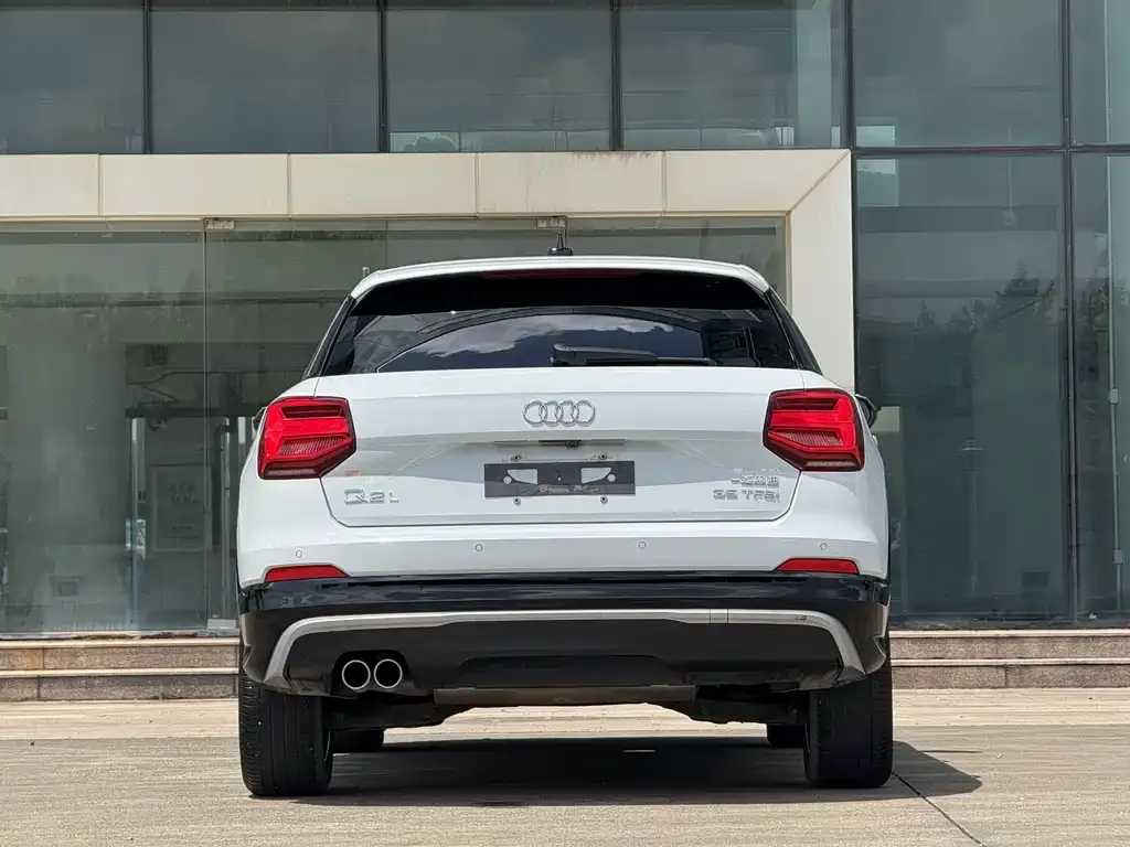 Audi Q2L 2021 из CN, фото 5