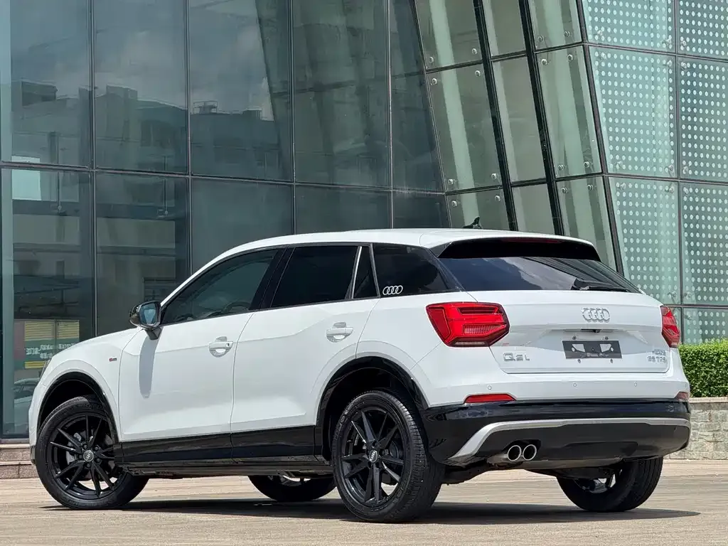 Audi Q2L 2021 из CN, фото 6