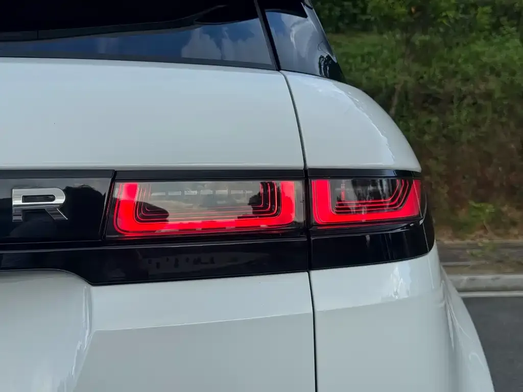 Land Rover Evoque 2022 из CN, фото 10