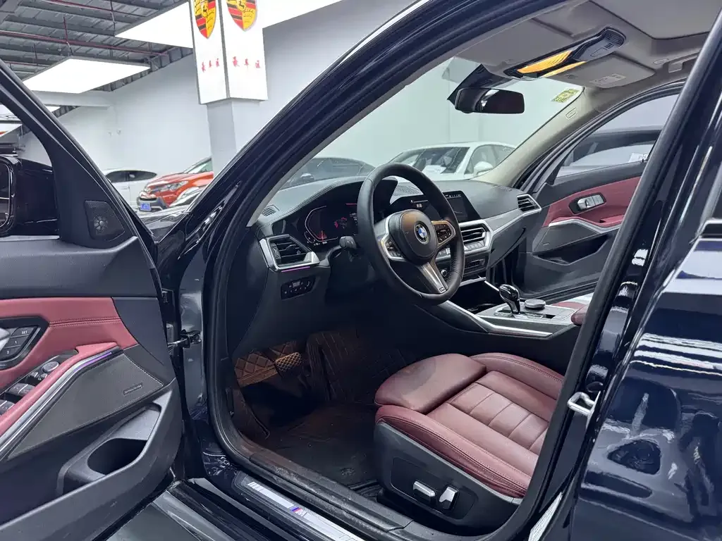 BMW 3 Series 2021 из CN, фото 4
