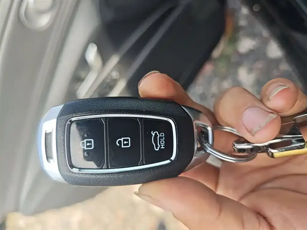 Hyundai Elantra 2021 из CN, фото 9