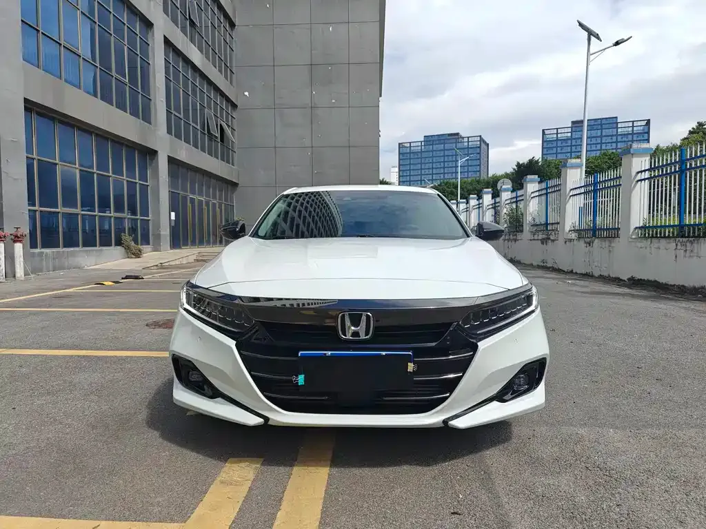 Honda Accord — фото 2