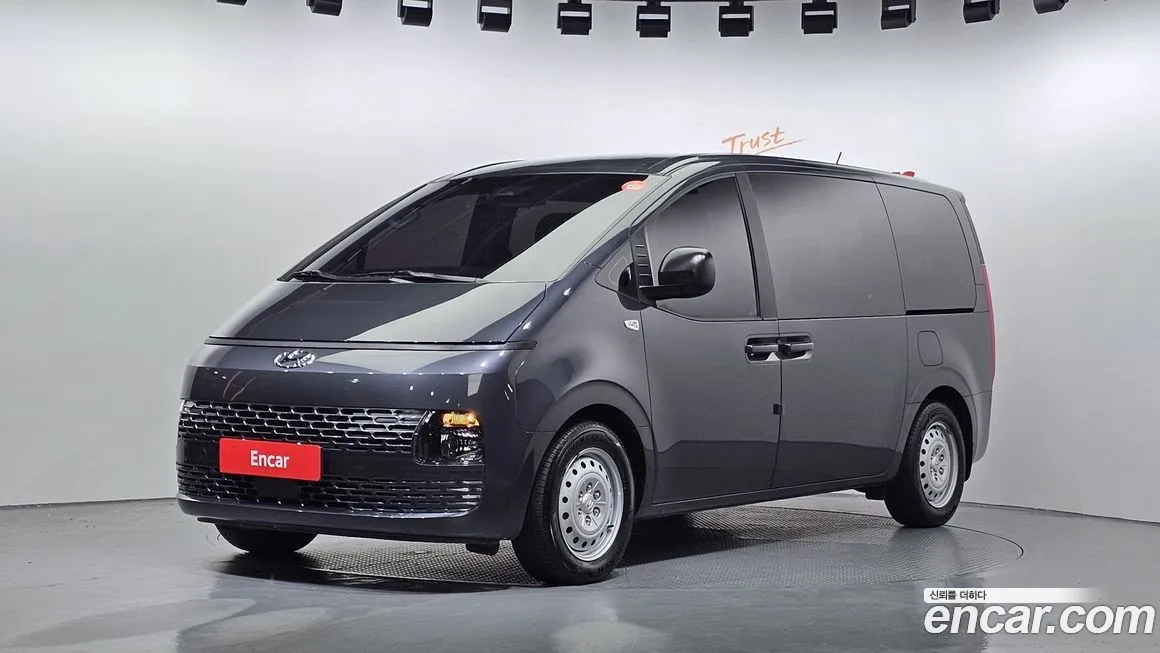 Hyundai Staria 2022 из KR, фото 1
