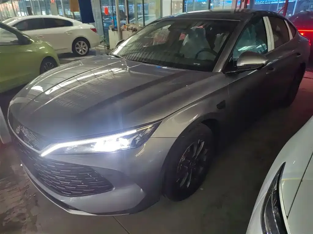 BYD Qin L — фото 2