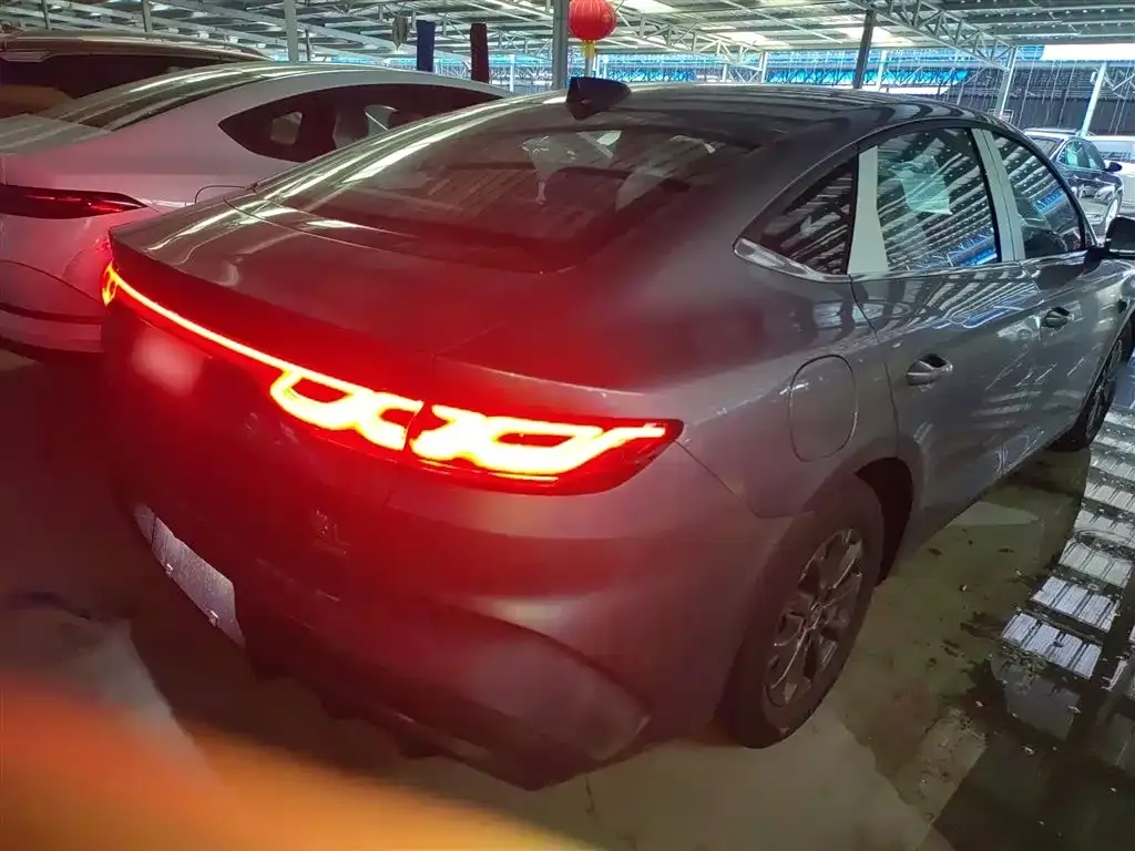 BYD Qin L — фото 7