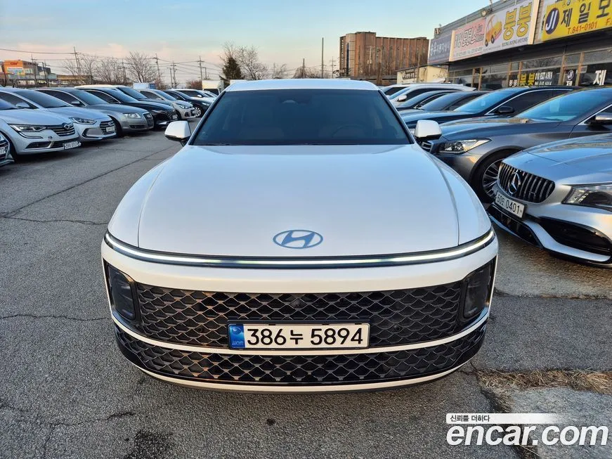 Hyundai Grandeur 2023 из KR, фото 2