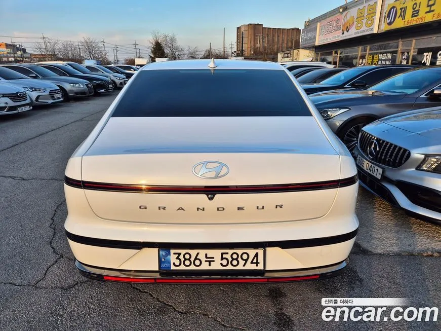 Hyundai Grandeur 2023 из KR, фото 4