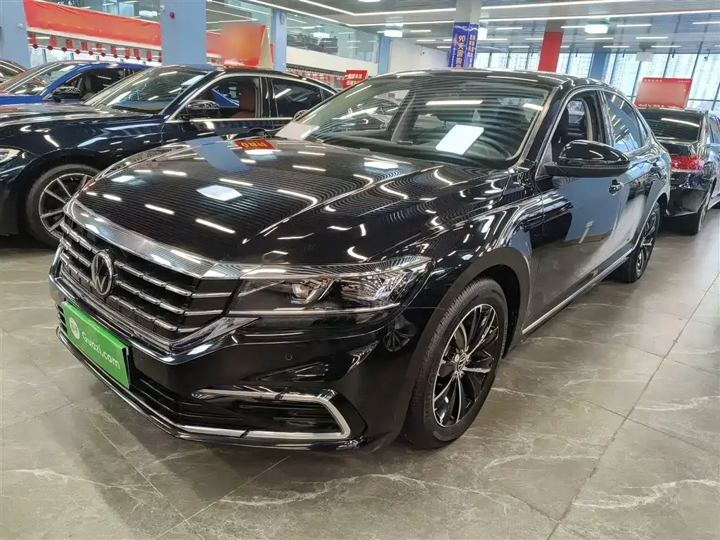 Volkswagen Passat — фото 2