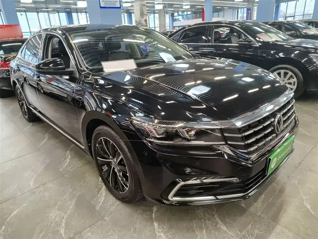 Volkswagen Passat — фото 4