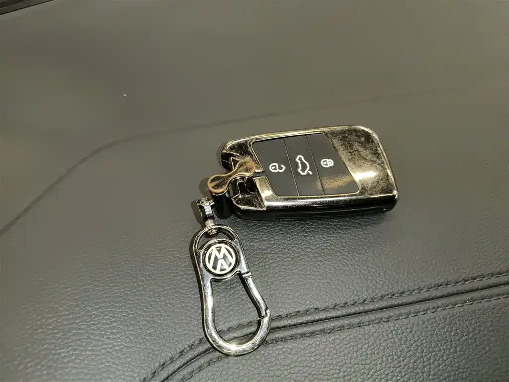 Volkswagen Passat — фото 9