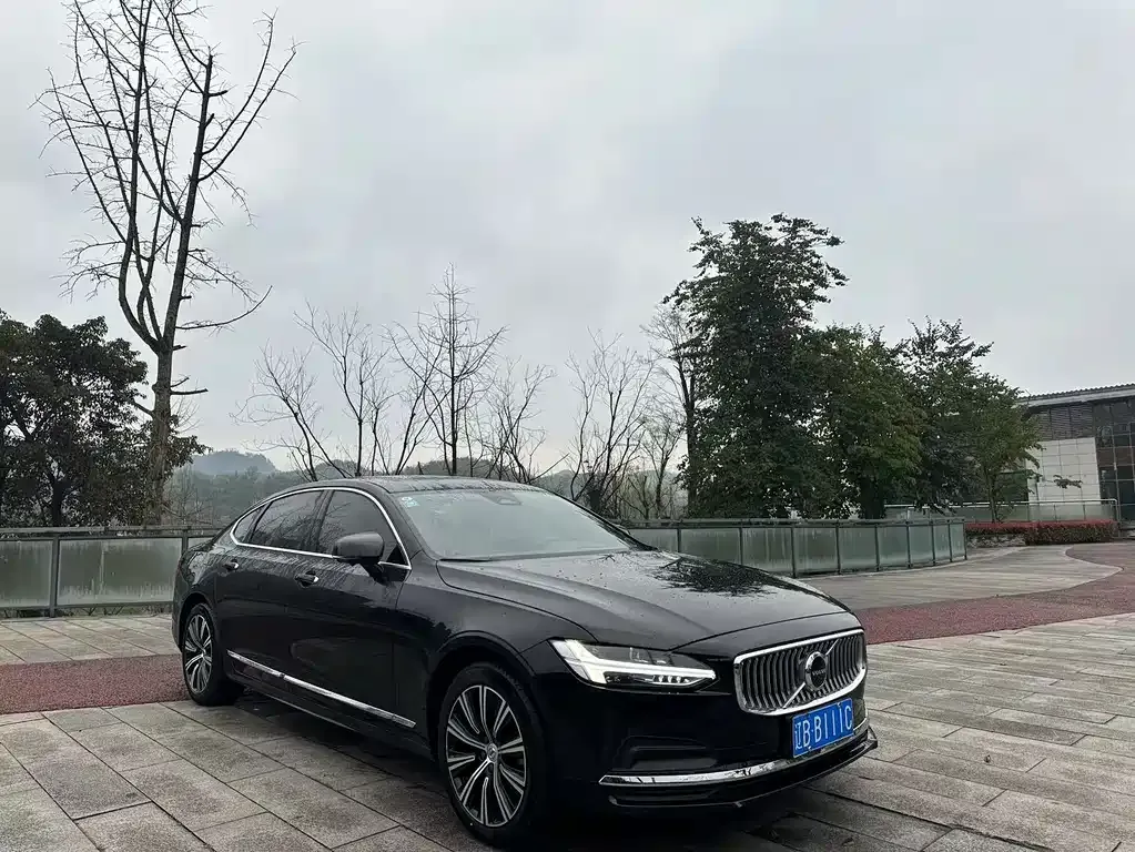 Volvo S90 2022 из CN, фото 3
