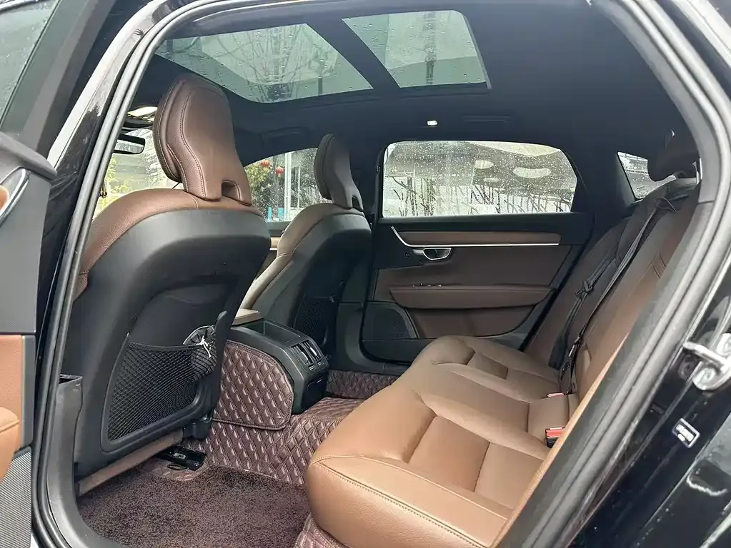 Volvo S90 2022 из CN, фото 5