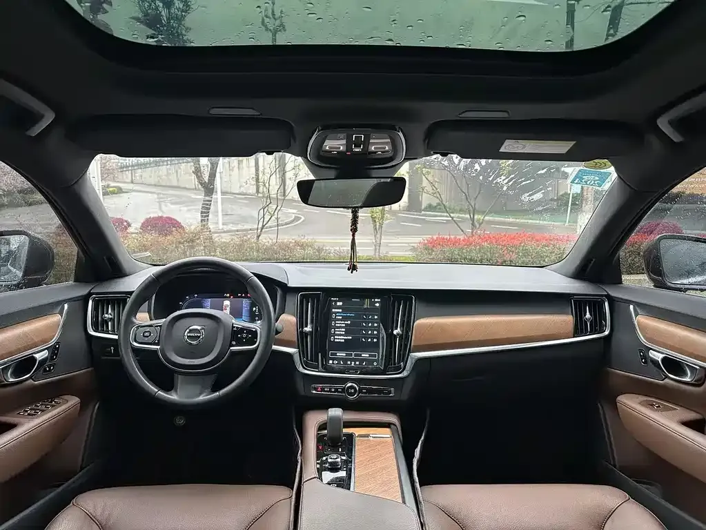 Volvo S90 2022 из CN, фото 6