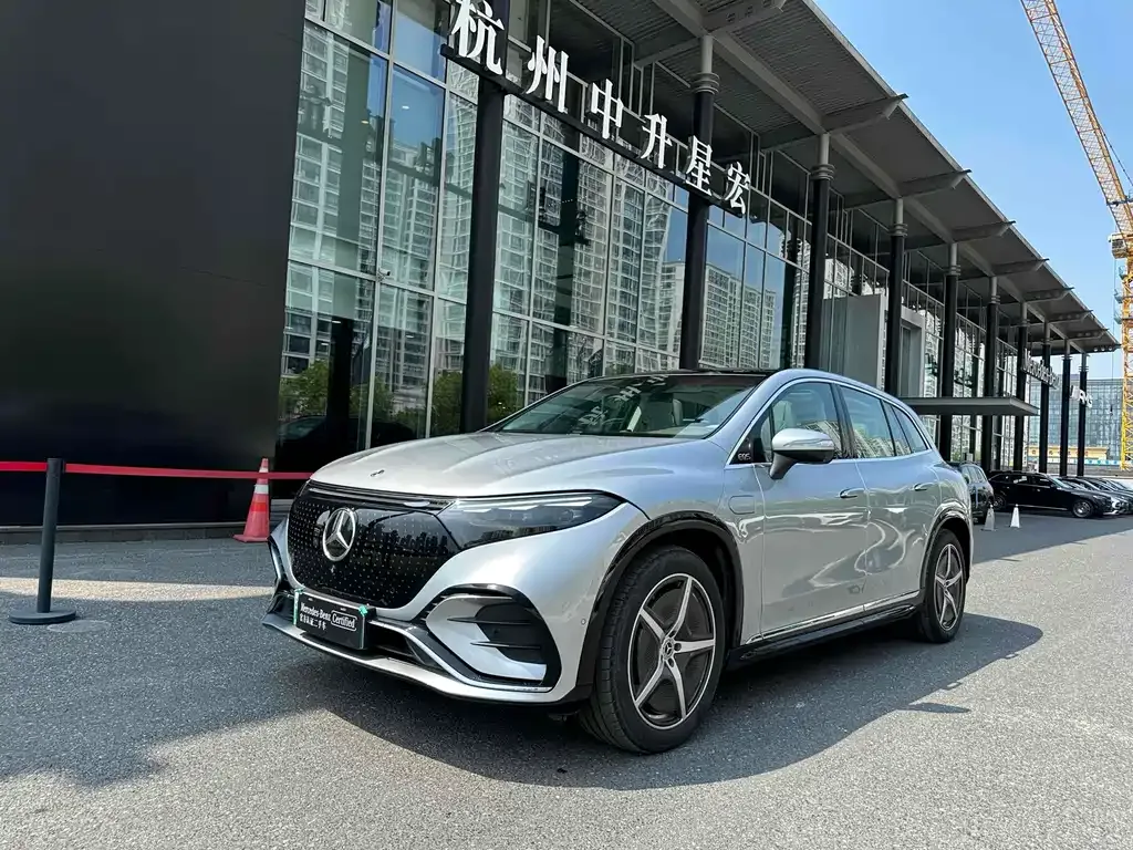 Mercedes-Benz EQS SUV 2023 из CN, фото 1