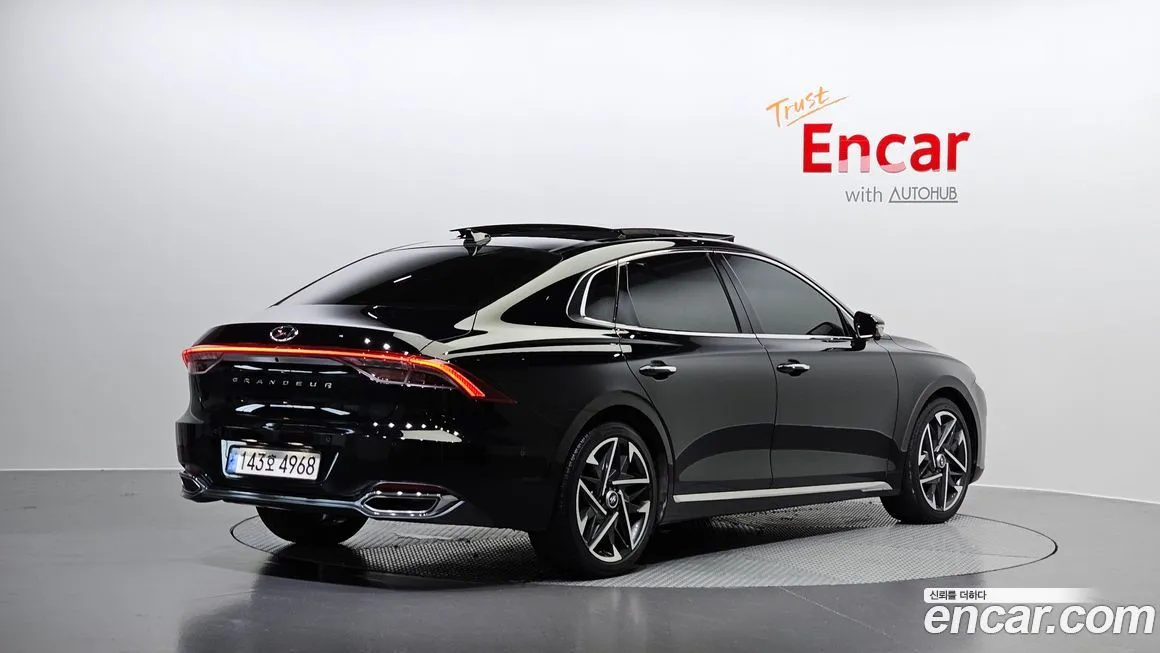 Hyundai Grandeur 2023 из KR, фото 2