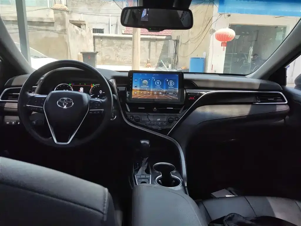 Toyota Camry 2023 из CN, фото 10