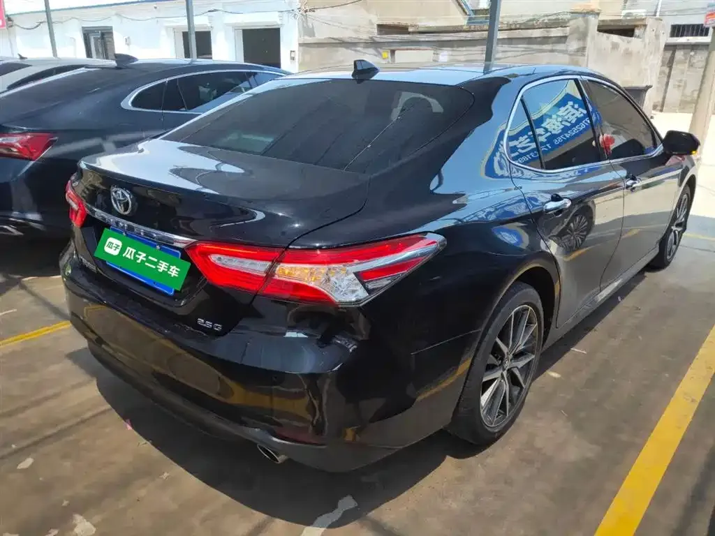 Toyota Camry 2023 из CN, фото 7