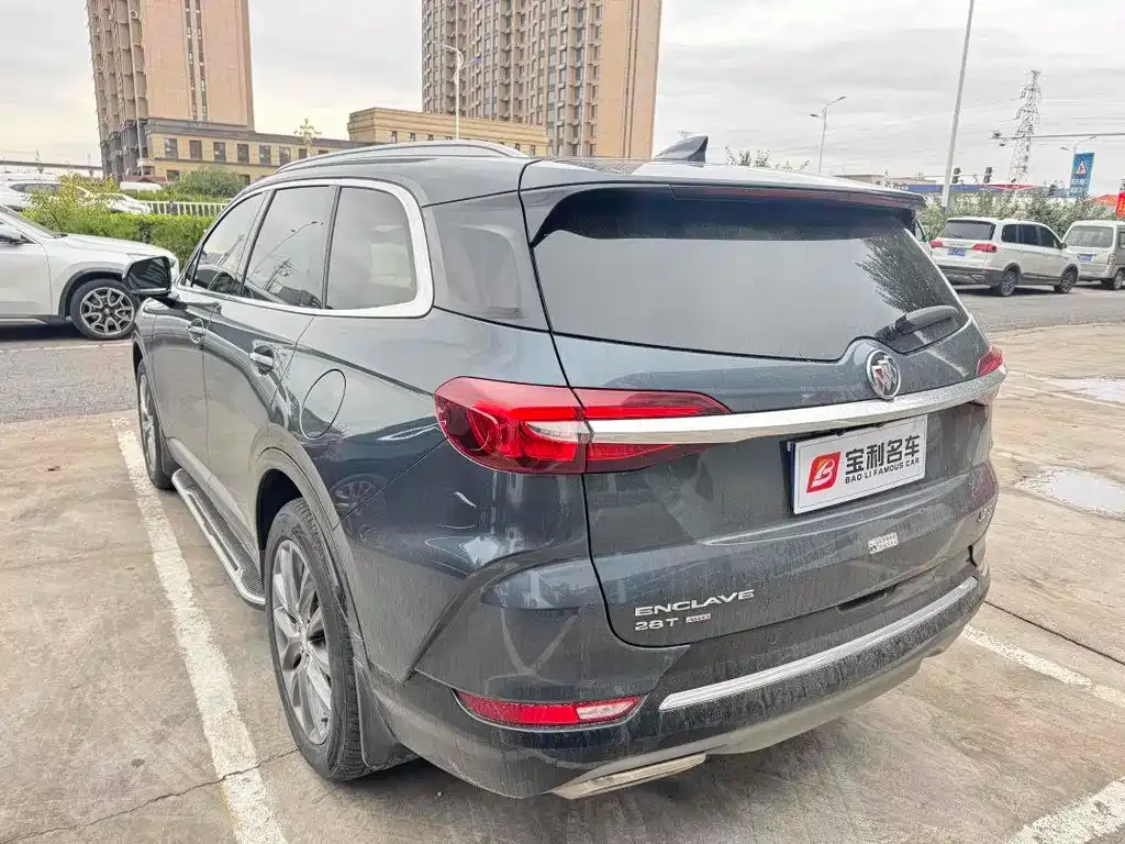 Buick Enclave 2021 из CN, фото 3