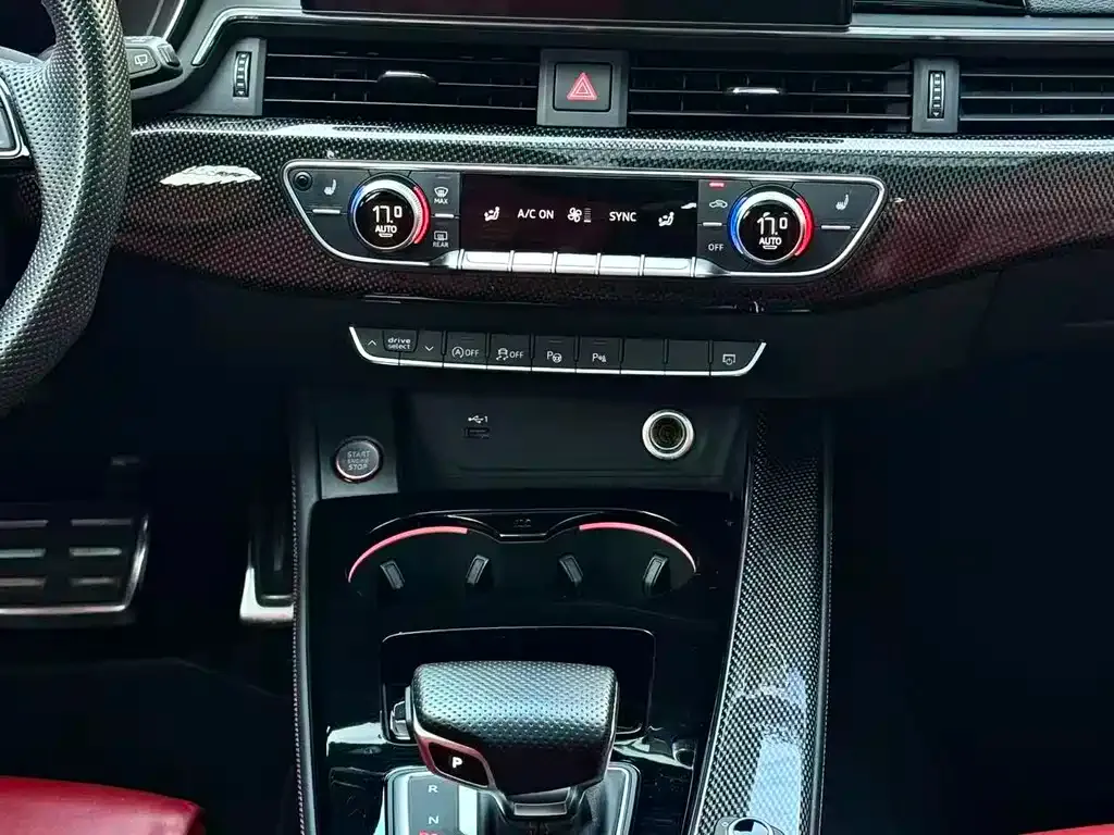 Audi S4 2023 из CN, фото 8
