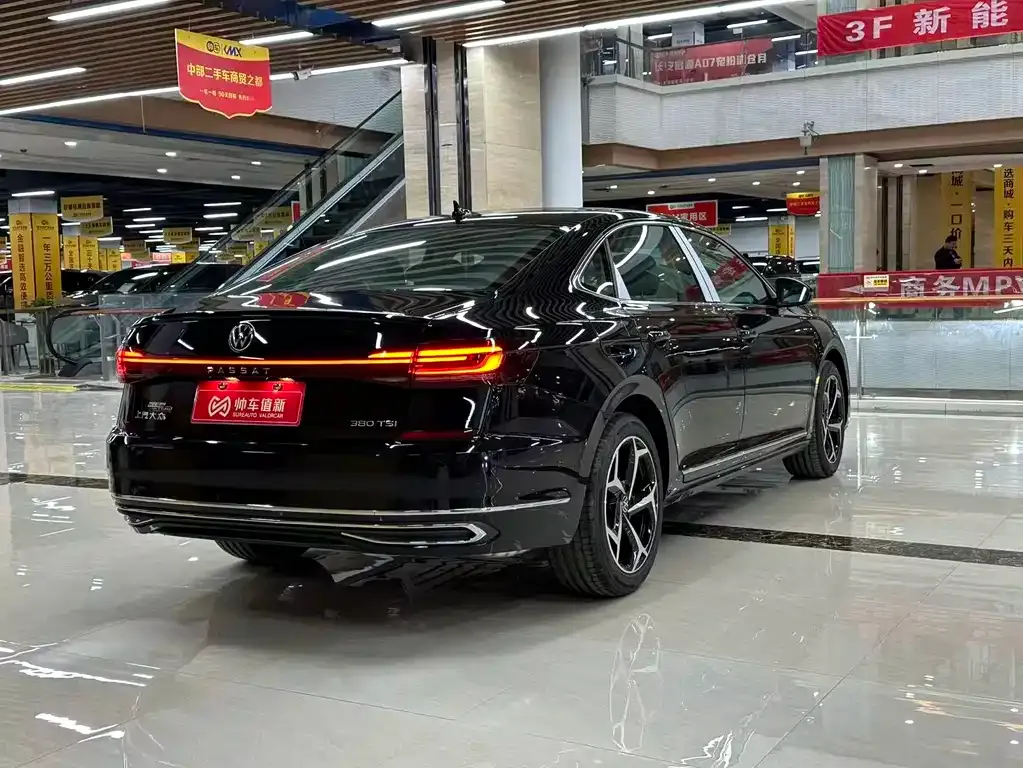 Volkswagen Passat 2025 из CN, фото 3