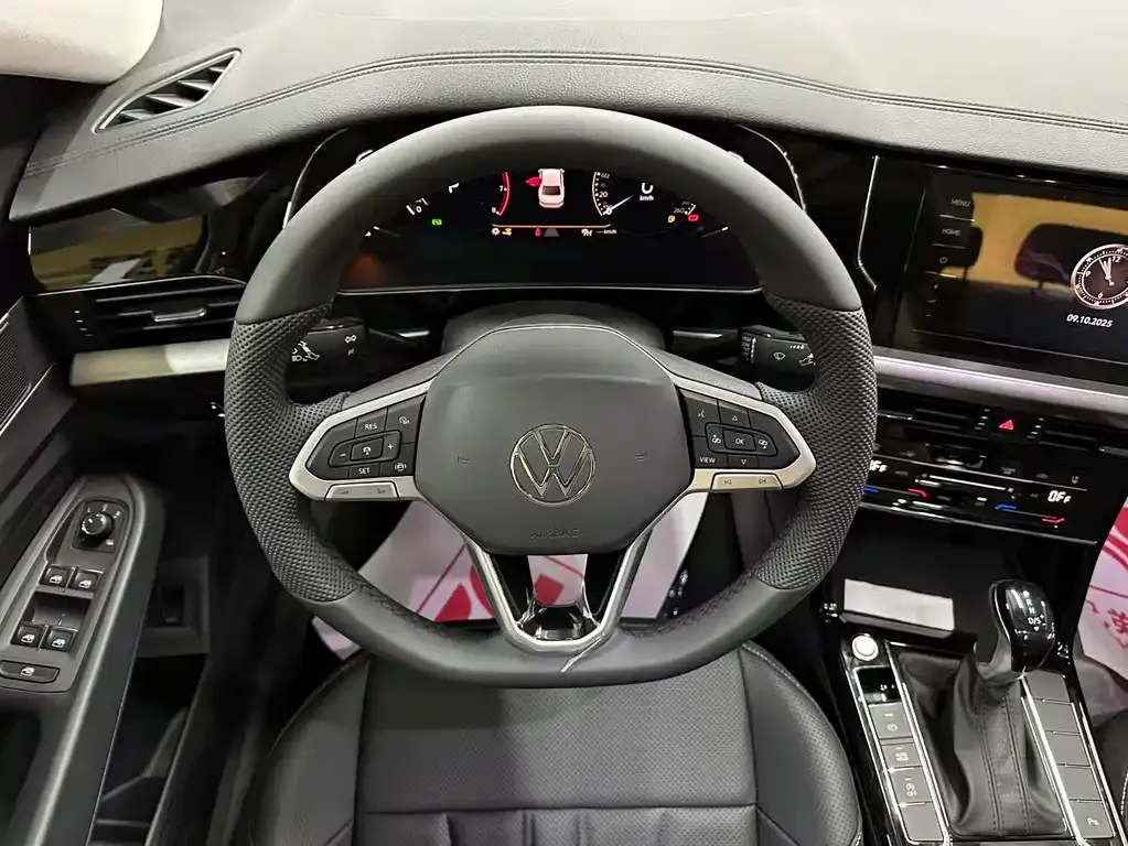 Volkswagen Passat 2025 из CN, фото 8