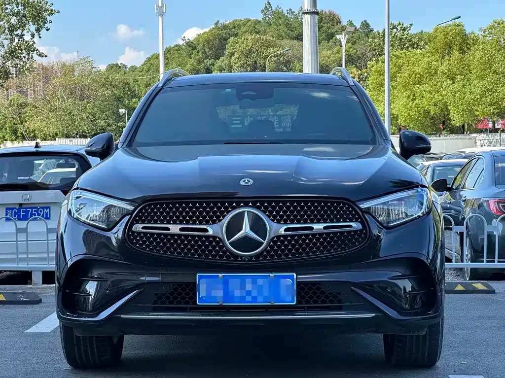 Mercedes-Benz GLC 2023 из CN, фото 2