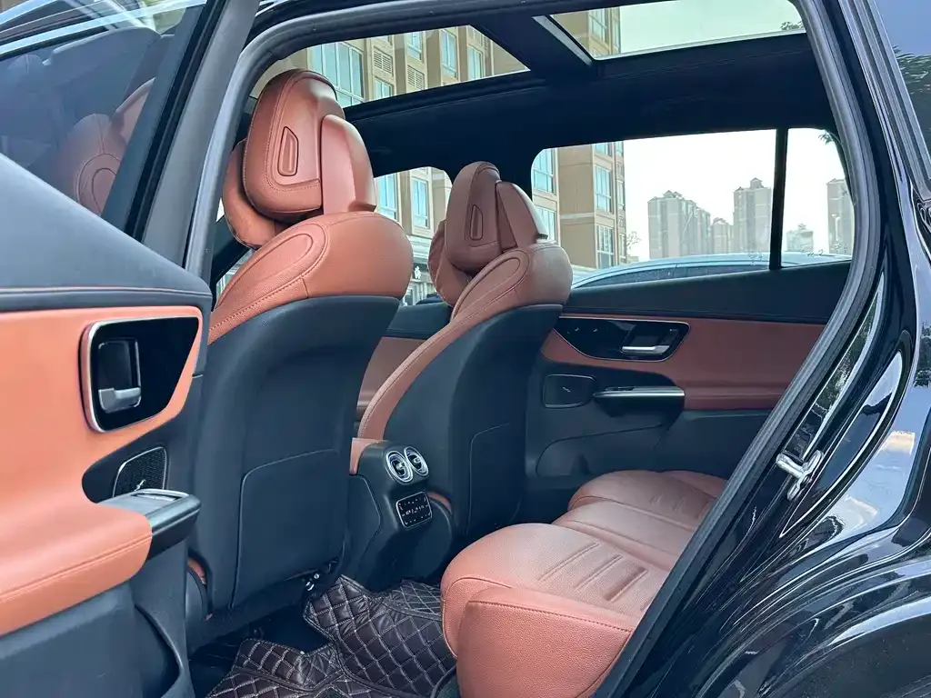 Mercedes-Benz GLC 2023 из CN, фото 8