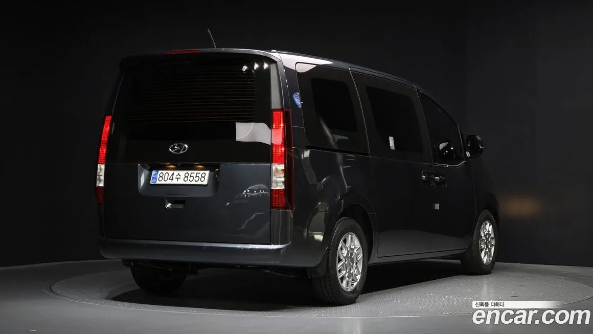 Hyundai Staria 2023 из KR, фото 2