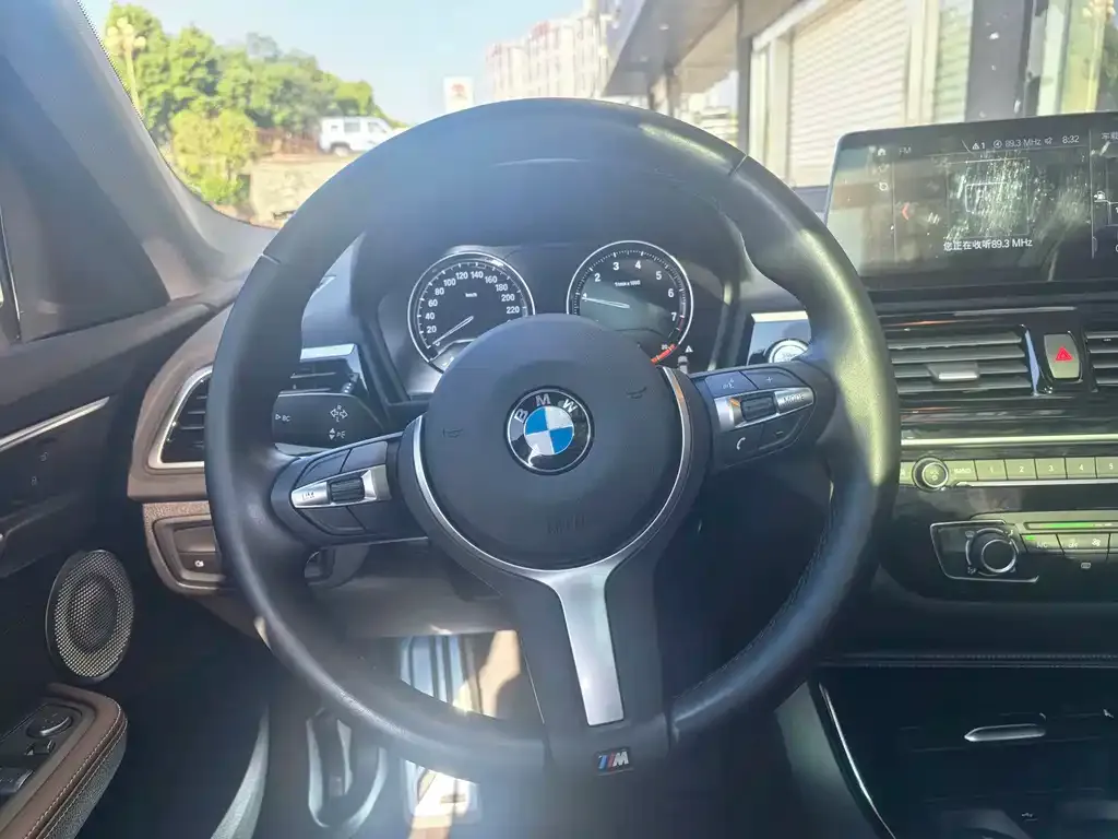 BMW 1 Series 2024 из CN, фото 10