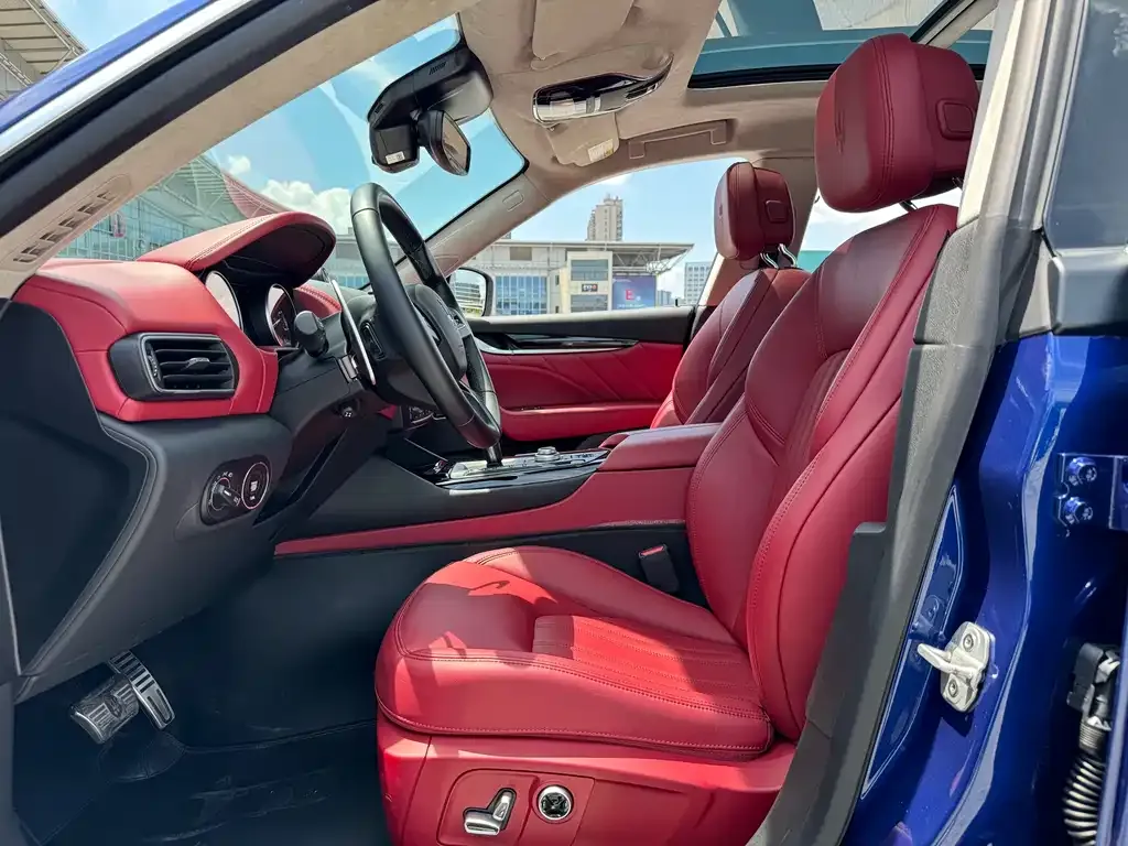 Maserati Levante 2022 из CN, фото 4