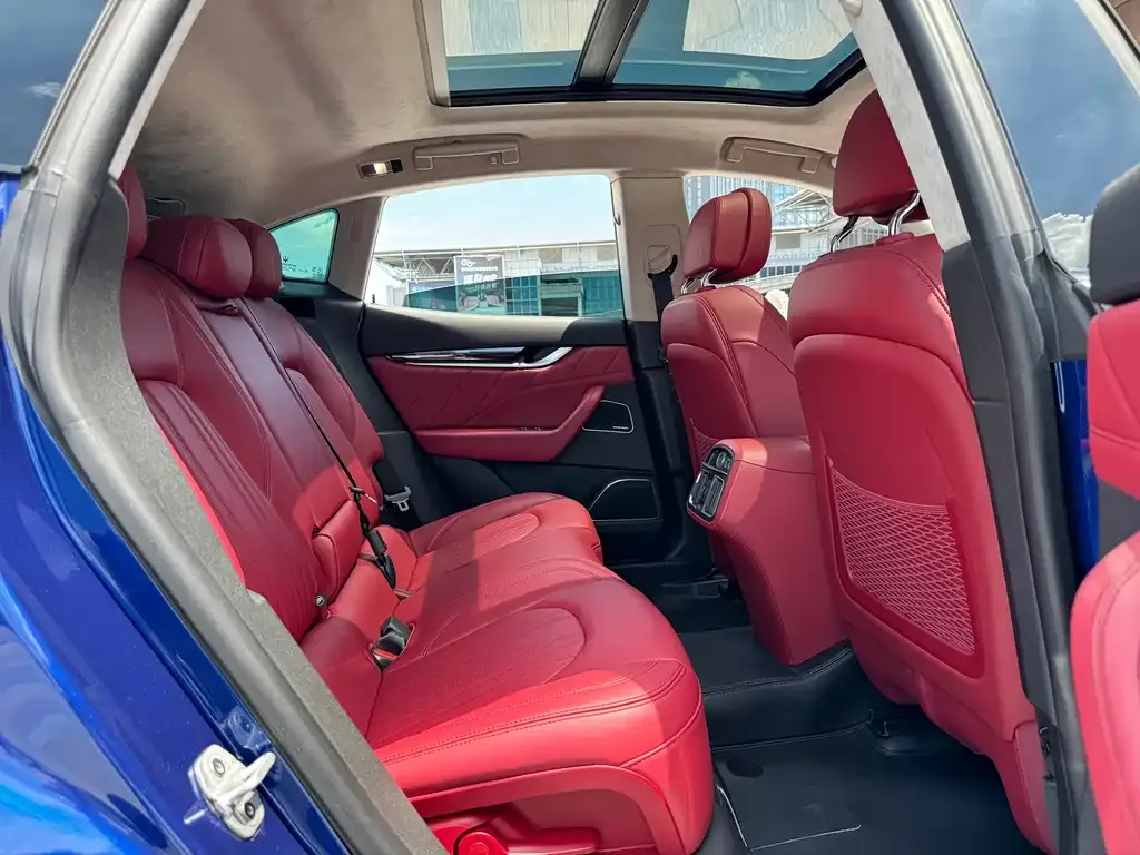 Maserati Levante 2022 из CN, фото 8
