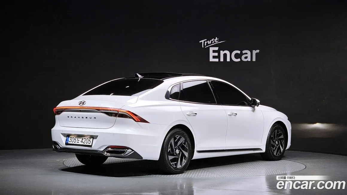 Hyundai Grandeur 2023 из KR, фото 2