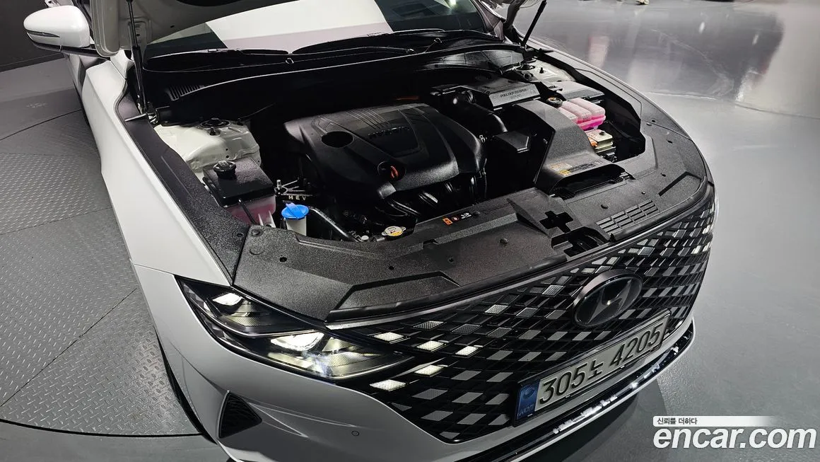 Hyundai Grandeur 2023 из KR, фото 6