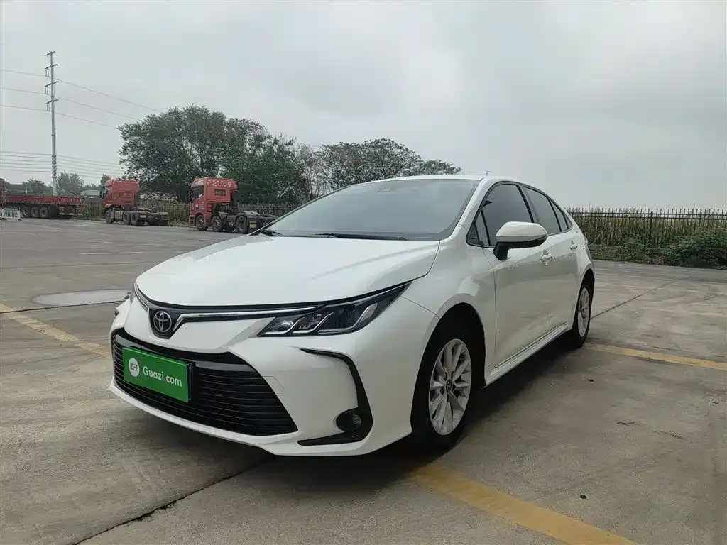 Toyota Corolla 2022 из CN, фото 1