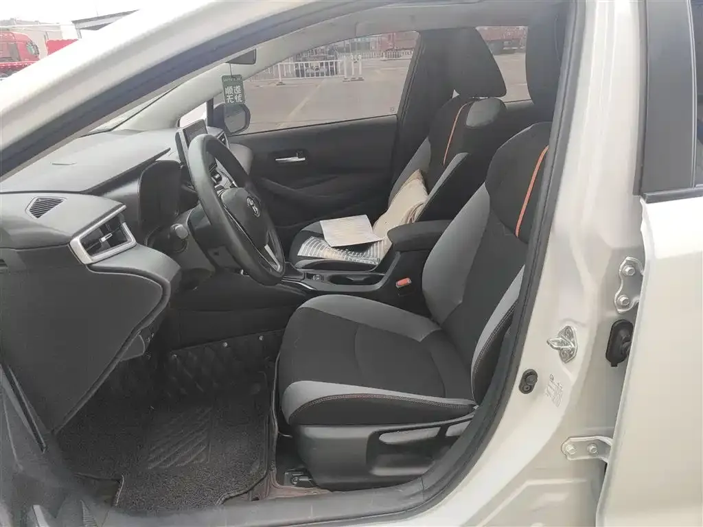 Toyota Corolla 2022 из CN, фото 10