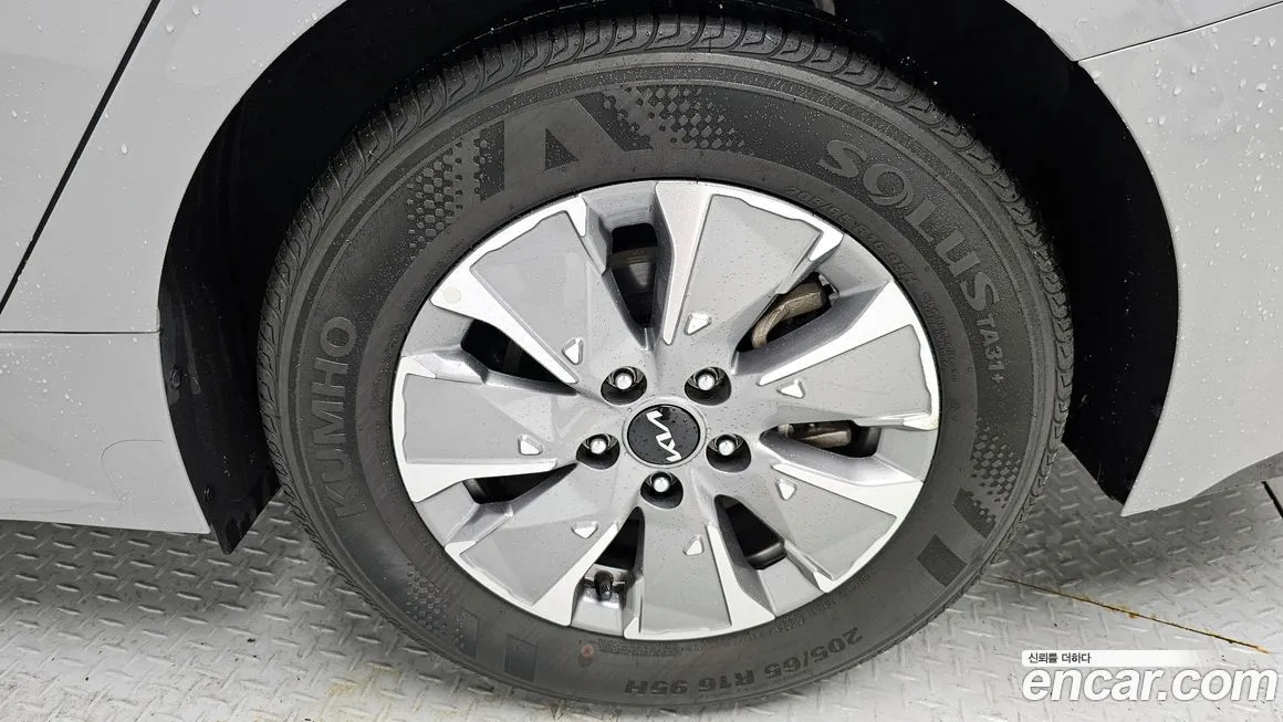 Kia K5 2024 из KR, фото 5