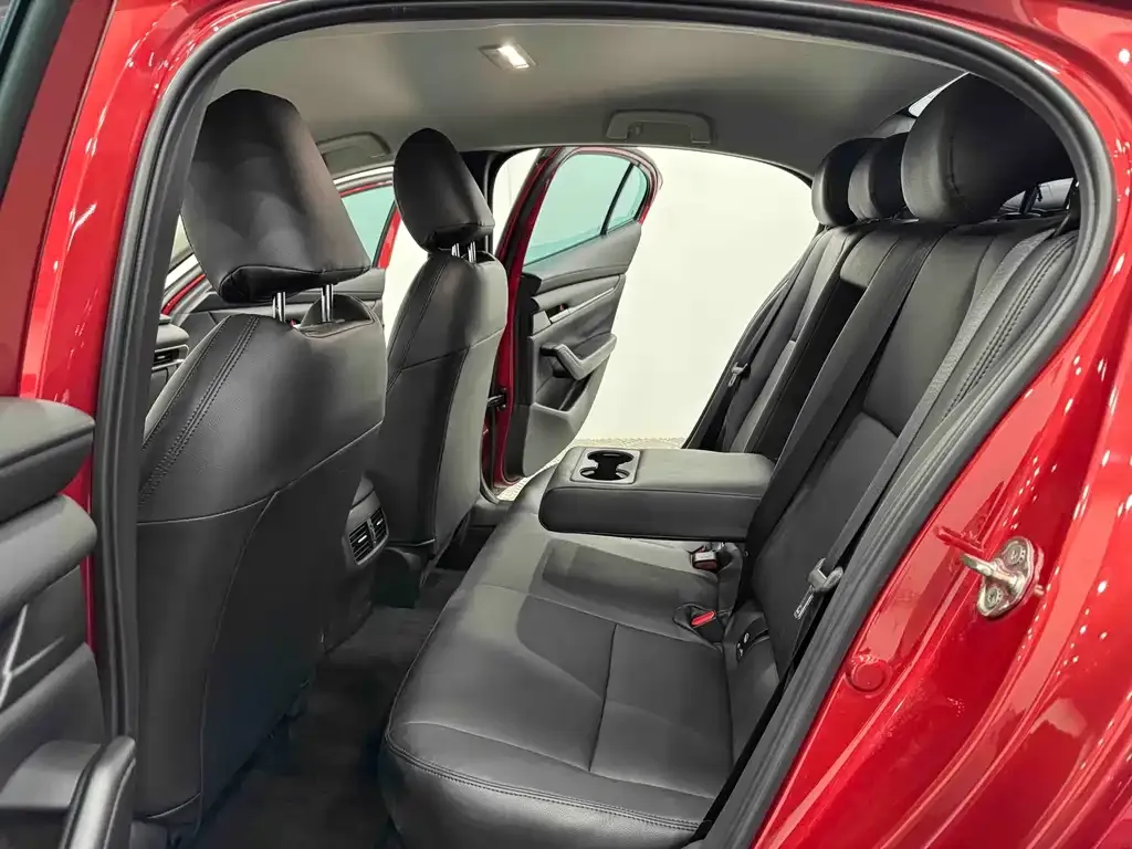 Mazda 3 Axela 2021 из CN, фото 6
