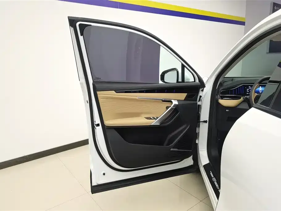 Geely Boyue L 2023 из CN, фото 7