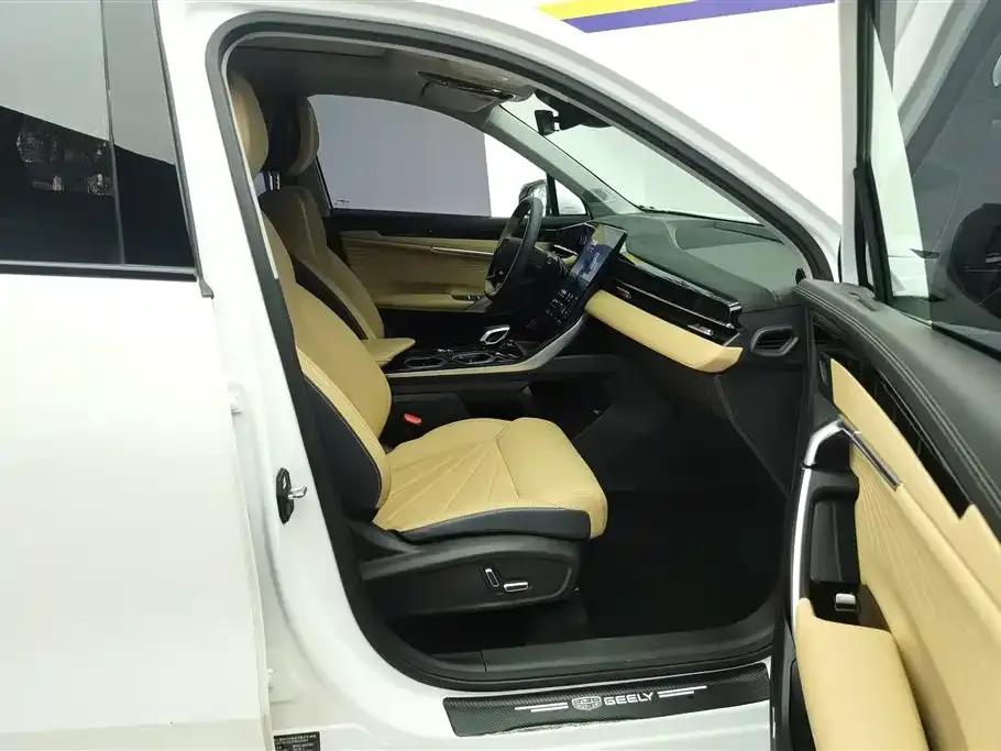 Geely Boyue L 2023 из CN, фото 8