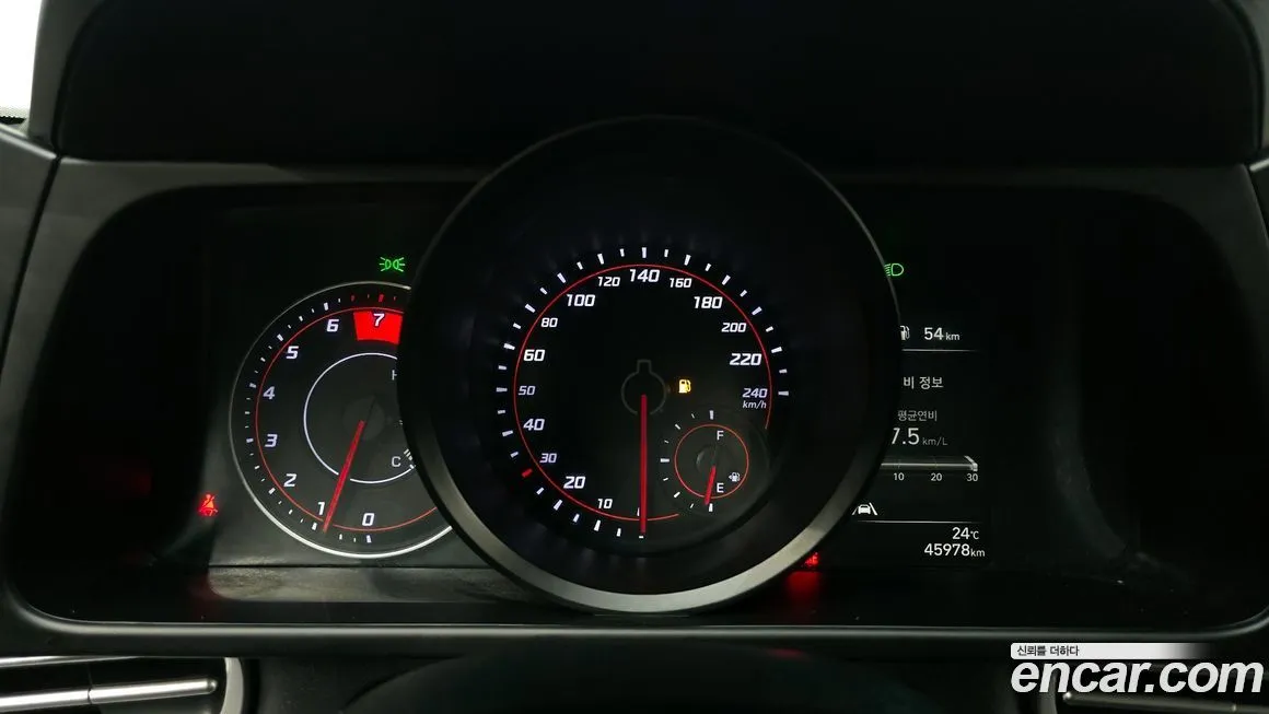 Hyundai AVANTE 2022 из KR, фото 8