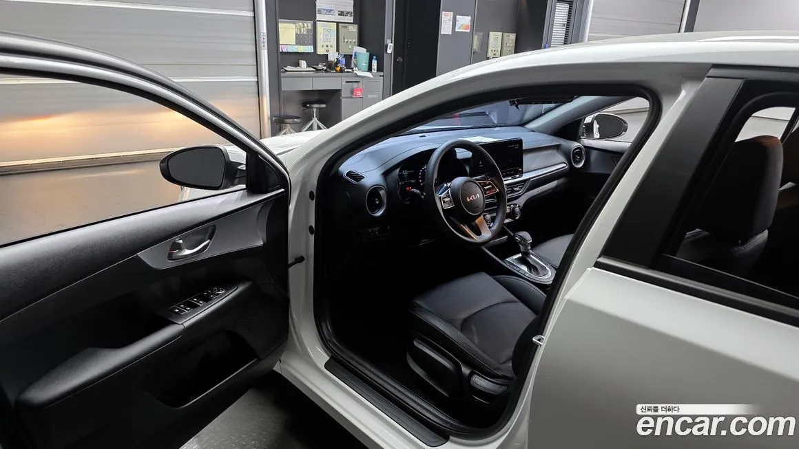 Kia K3 2022 из KR, фото 10