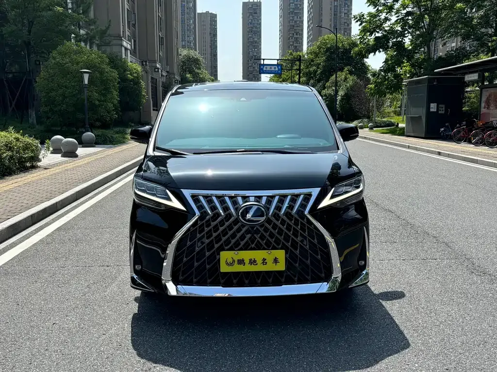 Lexus LM 2023 из CN, фото 1
