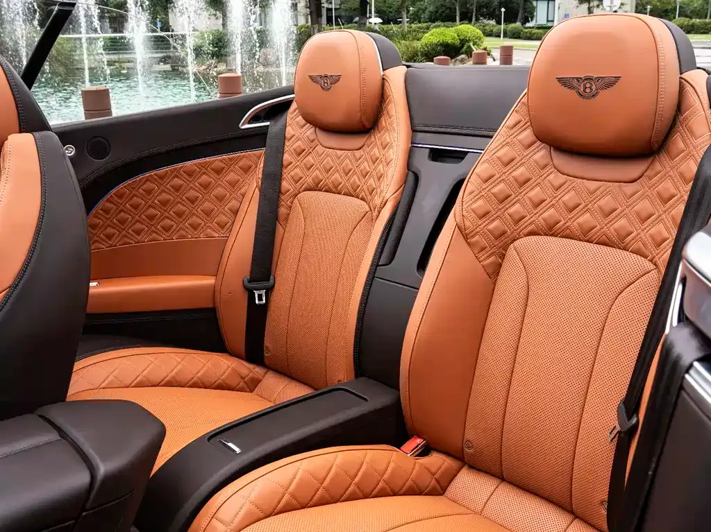 Bentley Continental 2022 из CN, фото 7