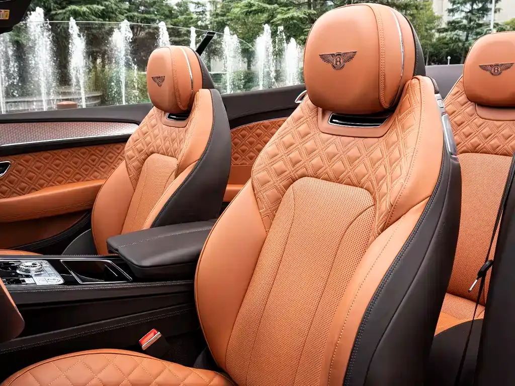 Bentley Continental 2022 из CN, фото 8