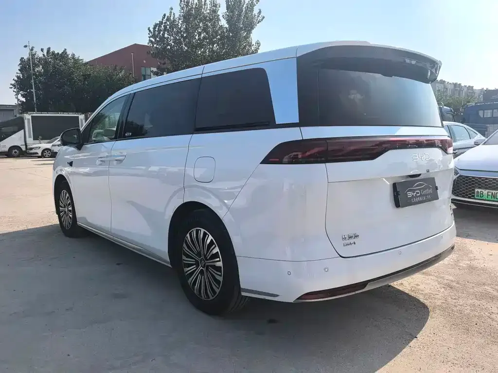 BYD Xia 2025 из CN, фото 4